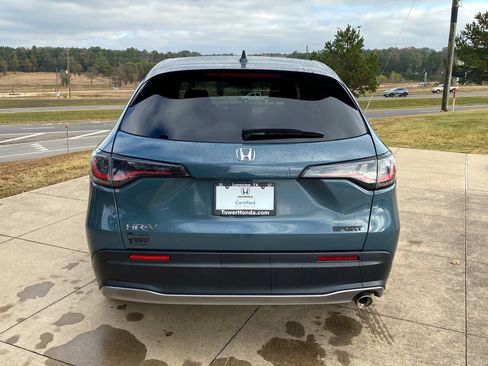 Used 2024 Honda HR-V Sport image 5