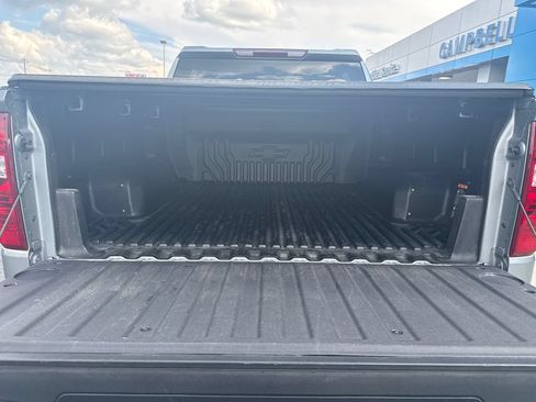 Used 2023 Chevrolet Silverado 1500 LT AWD/4WD image 26