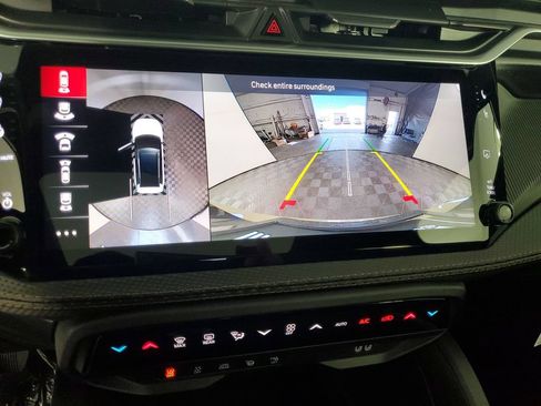 New 2026 Jeep Cherokee Overland w/ Advanced Pro Tech Group AWD/4WD image 22