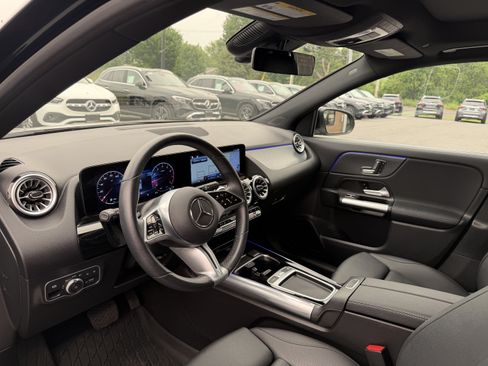Certified 2025 Mercedes-Benz GLA 250 4MATIC image 9