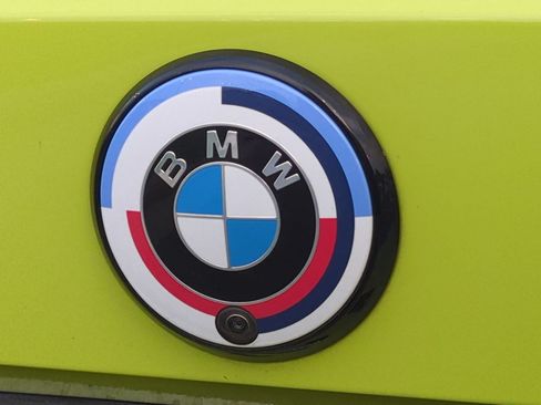 Used 2022 BMW M4 Coupe w/ Executive Package RWD image 11