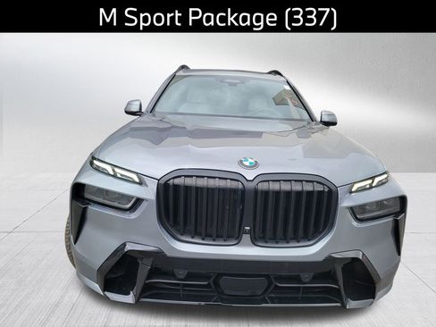 Certified 2023 BMW X7 xDrive40i w/ Executive Package image 3