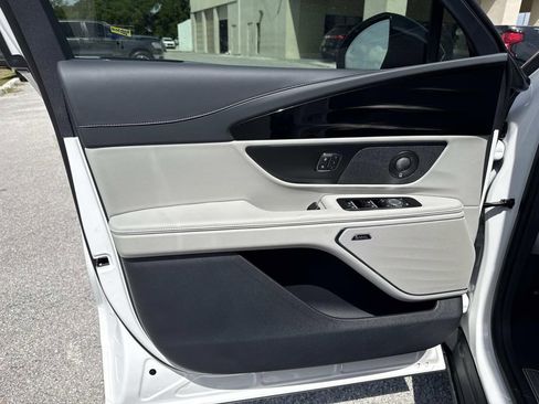 New 2026 Lincoln Nautilus Premier w/ Equipment Group 102A image 18