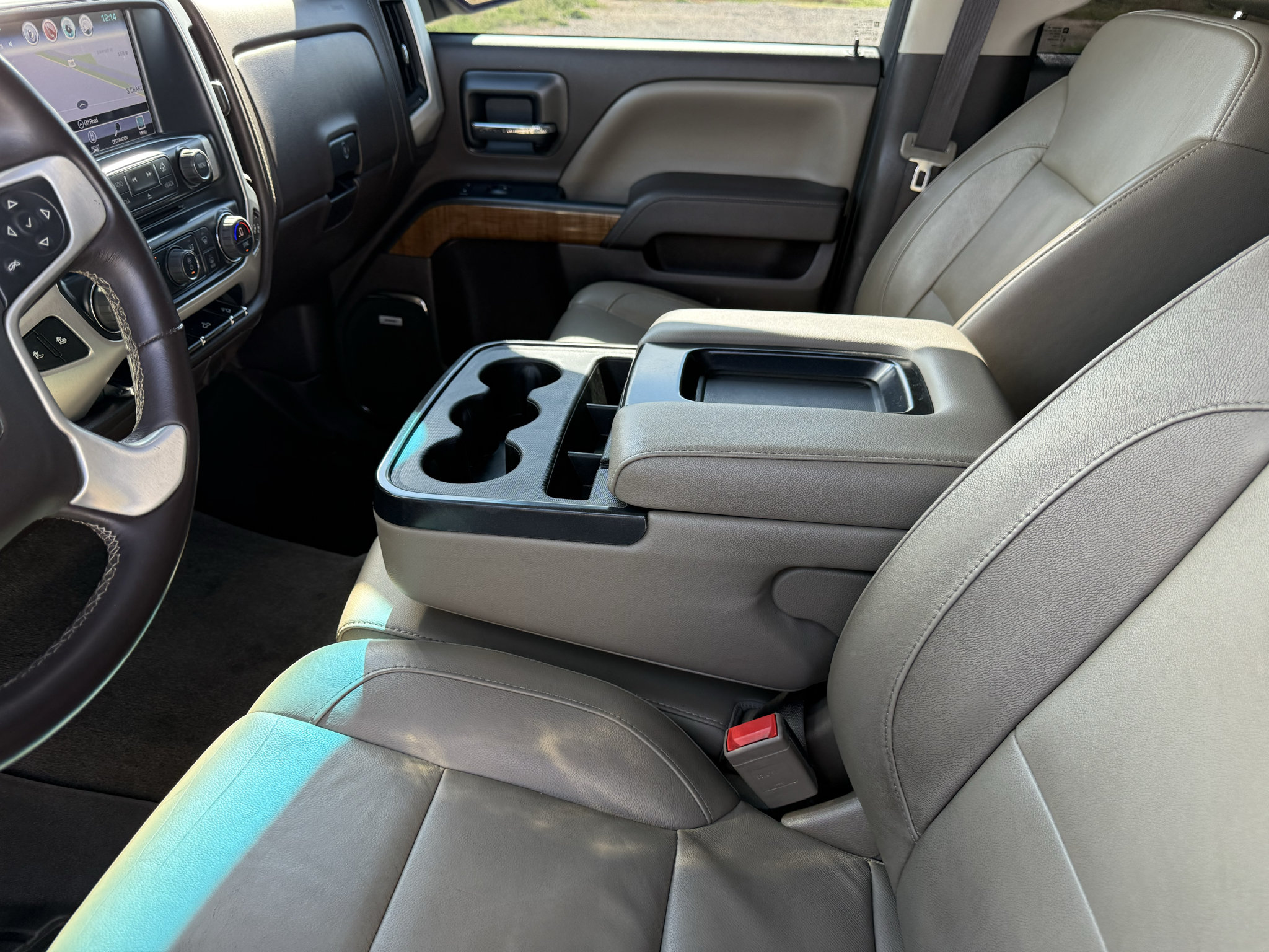 Used 2017 GMC Sierra 1500 SLT w/ SLT Premium Package AWD/4WD image 28