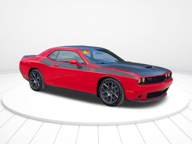 Used 2017 Dodge Challenger T/A RWD image 2