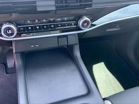 Used 2024 Honda Prologue Touring image 34