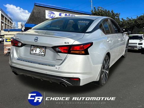 Used 2022 Nissan Altima 2.0 SR FWD image 8