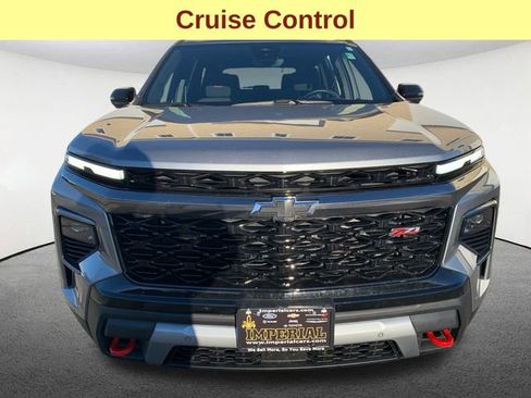 Used 2024 Chevrolet Traverse Z71 w/ Enhanced Driving Package image 4