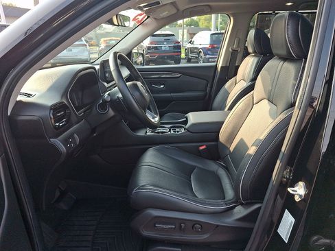 Used 2025 Honda Pilot Elite image 15