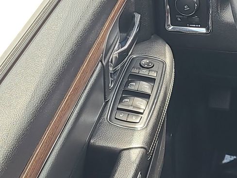 Used 2017 RAM 1500 Laramie w/ Convenience Group image 22
