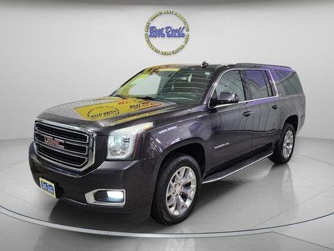Used 2018 GMC Yukon XL SLT w/ Open Road Package AWD/4WD image 2