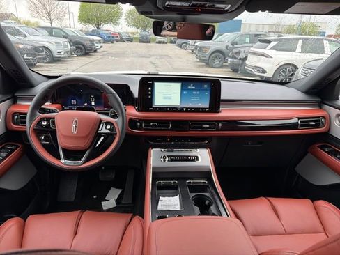 New 2026 Lincoln Aviator Reserve AWD/4WD image 17