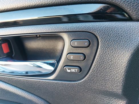 Used 2016 Honda Pilot Elite image 38