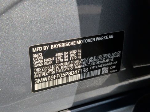 Used 2023 BMW 330i Sedan w/ Premium Package RWD image 41