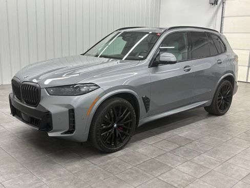 Used 2024 BMW X5 xDrive40i w/ M Sport Package AWD/4WD image 5