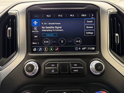 Used 2021 GMC Sierra 1500 SLT w/ SLT Premium Plus Package image 31