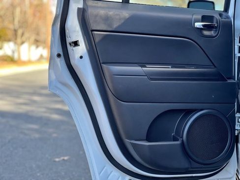 Used 2017 Jeep Patriot Latitude image 52