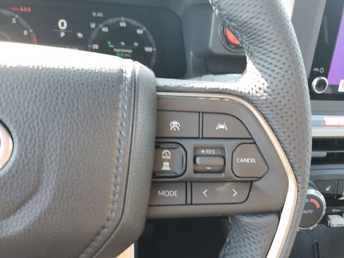 Certified 2026 Toyota Tacoma TRD Off-Road AWD/4WD image 22
