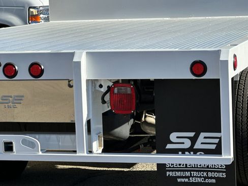 Used 2024 Ford F550 2WD Regular Cab Super Duty w/ XL Chrome Package image 29