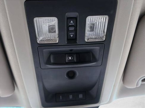 Used 2014 RAM 1500 Sport w/ Convenience Group AWD/4WD image 19