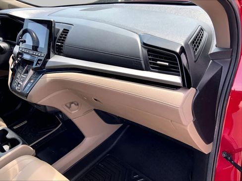 Used 2022 Honda Odyssey Touring image 19