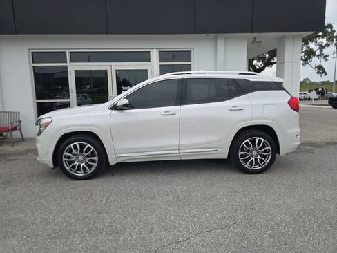 Certified 2022 GMC Terrain Denali AWD/4WD image 4