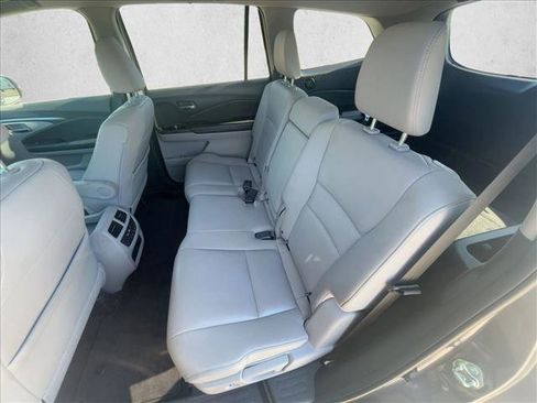 Used 2018 Honda Pilot EX-L image 16