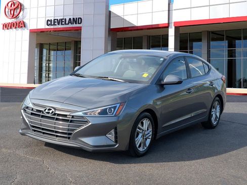 Used 2019 Hyundai Elantra Value Edition FWD image 4