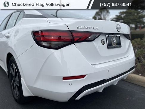 Used 2024 Nissan Sentra SV image 11