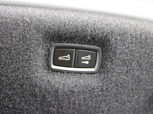 Used 2023 Audi e-tron GT Premium Plus image 36