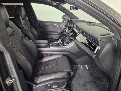 Used 2024 Audi RS Q8 AWD/4WD image 31