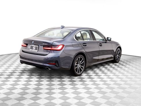 Used 2020 BMW 330i xDrive Sedan w/ Driving Assistance Package image 6