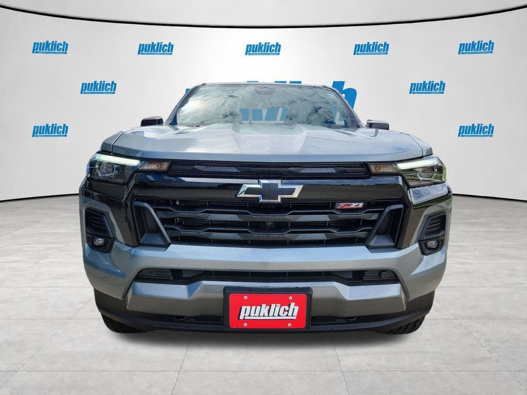 New 2026 Chevrolet Colorado Z71 w/ Midnight Edition AWD/4WD image 10