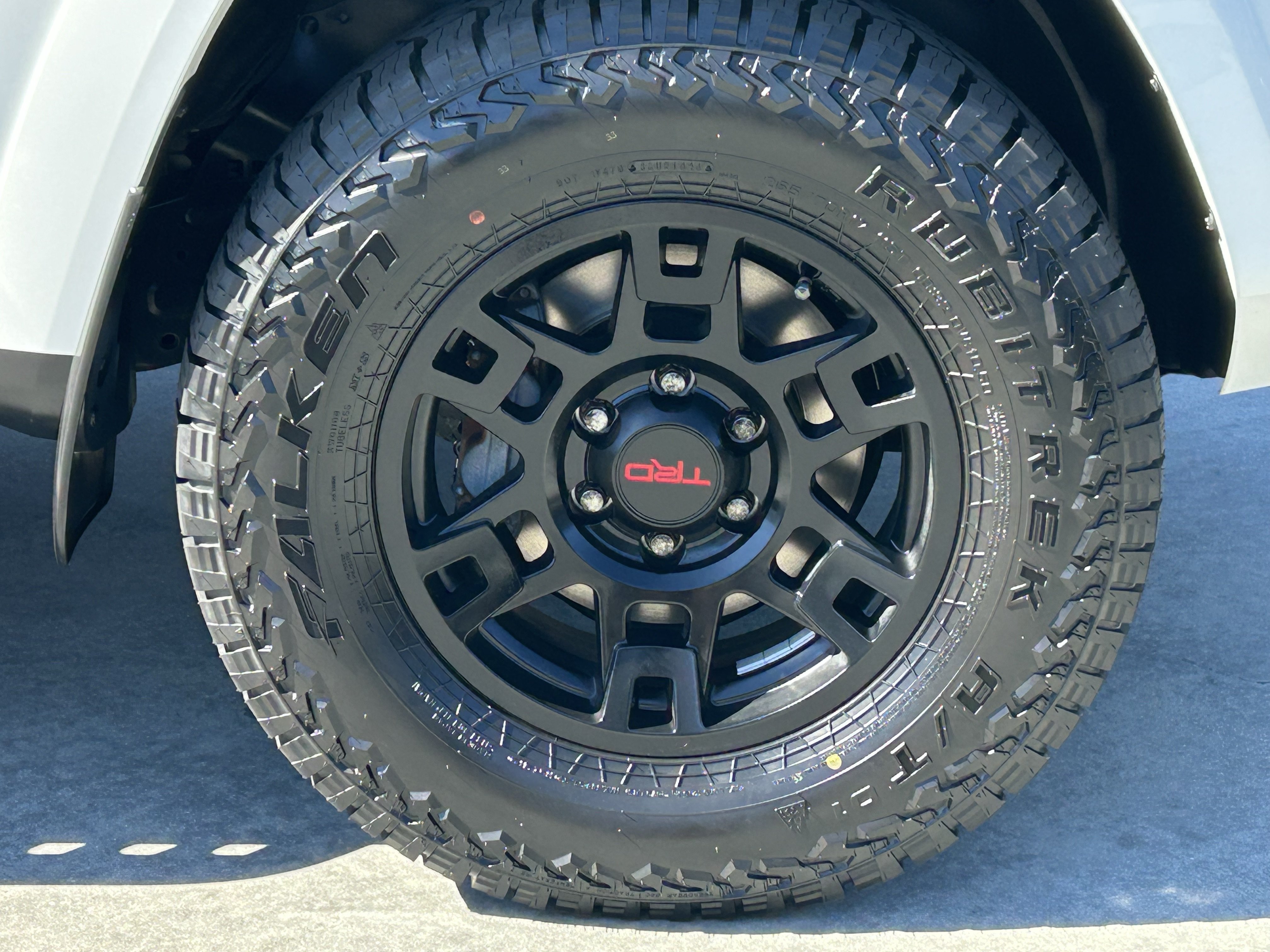 Certified 2023 Toyota 4Runner TRD Off-Road Premium w/ Off Road Premium Plus Package AWD/4WD image 8