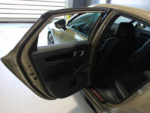 Used 2025 Honda Civic Sport Touring image 18