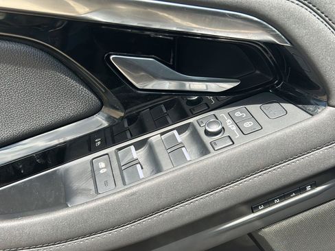 Used 2020 Land Rover Range Rover Evoque R-Dynamic SE AWD/4WD image 9