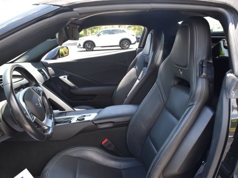 Used 2017 Chevrolet Corvette Stingray Convertible w/ 2LT Preferred Equipment Group RWD image 15