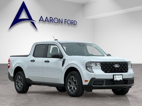 New 2025 Ford Maverick XLT w/ Equipment Group 302A AWD/4WD image 8