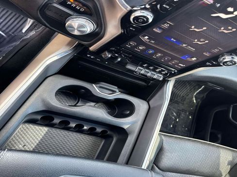 Used 2019 RAM 1500 Laramie image 28