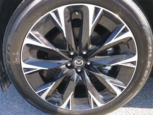 Used 2025 MAZDA CX-90 3.3 Turbo S w/ Premium Package image 23