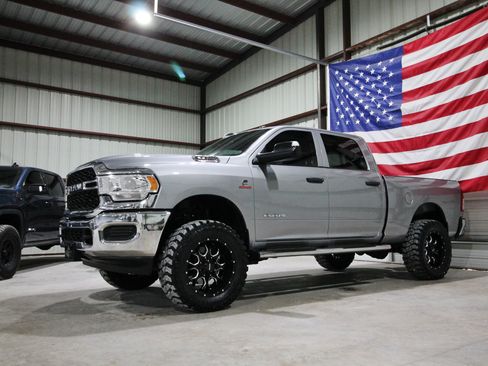 Used 2020 RAM 2500 Tradesman AWD/4WD image 1