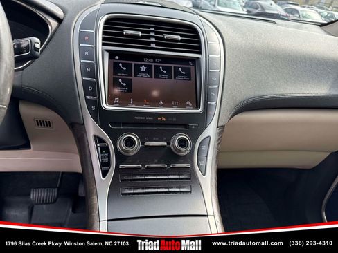 Used 2019 Lincoln Nautilus Reserve AWD/4WD image 15