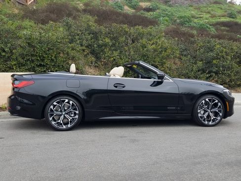 Used 2025 BMW 430i Convertible w/ Convenience Package image 4