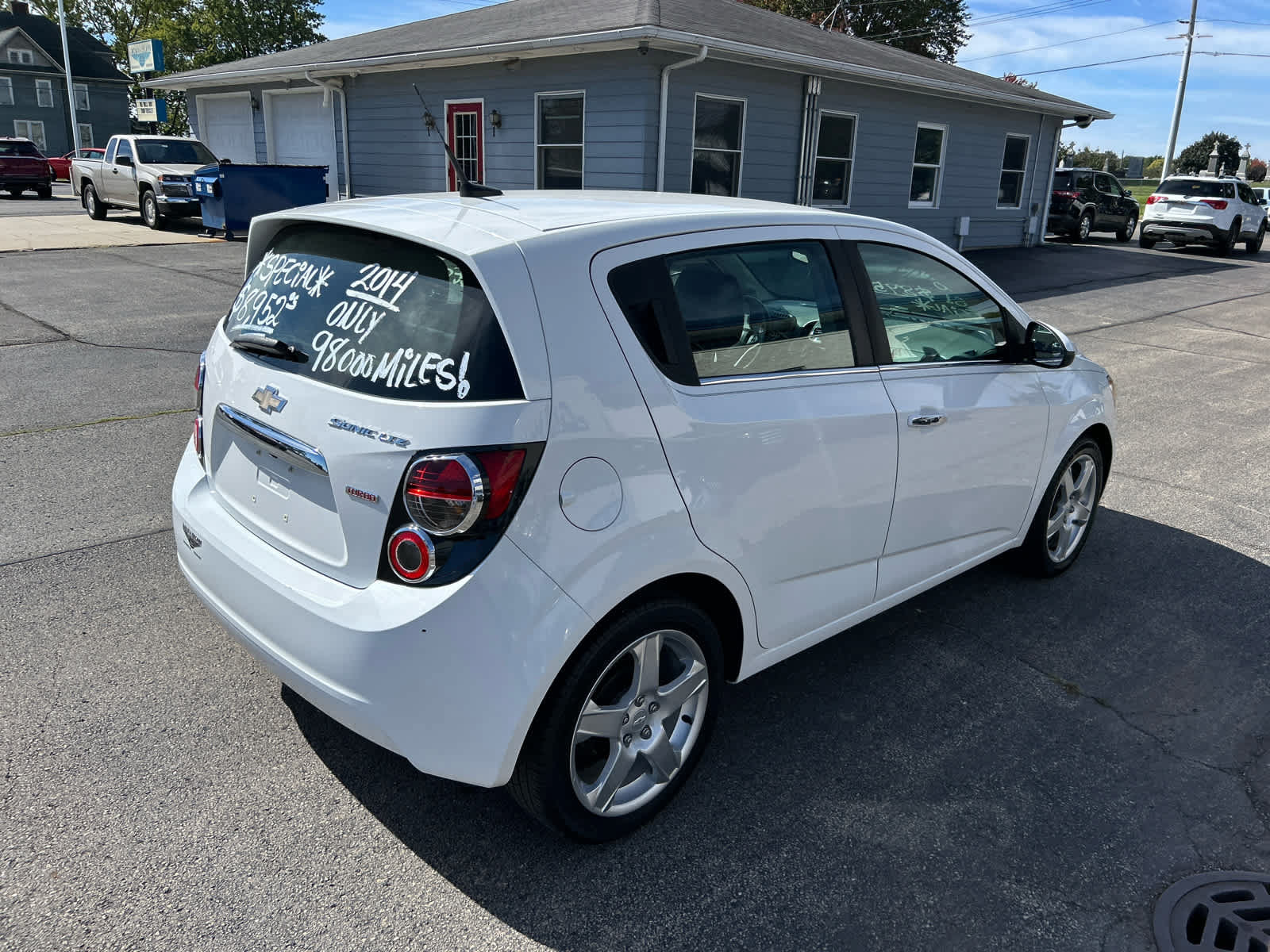 Used 2014 Chevrolet Sonic LTZ FWD image 3
