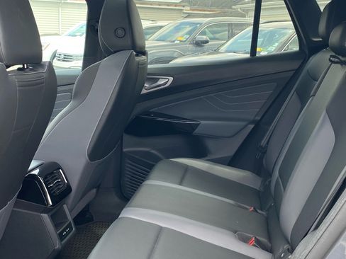 Certified 2023 Volkswagen ID.4 Pro S AWD/4WD image 16