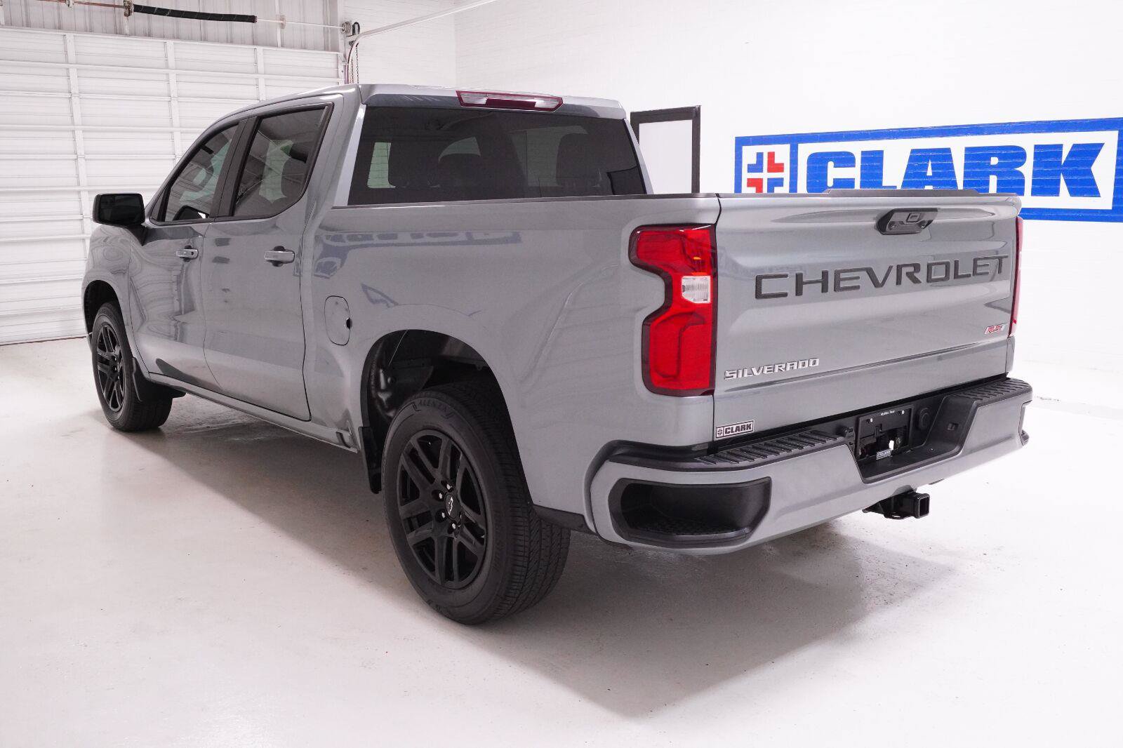 Used 2023 Chevrolet Silverado 1500 RST RWD image 30