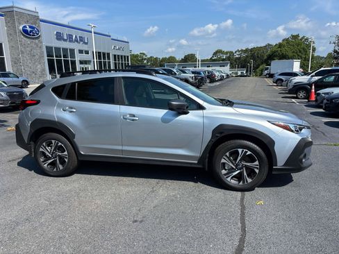 Used 2026 Subaru Crosstrek 2.5i Premium AWD/4WD image 2