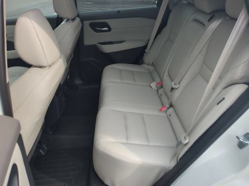Used 2023 Nissan Rogue SL w/ SL Premium Package AWD/4WD image 12