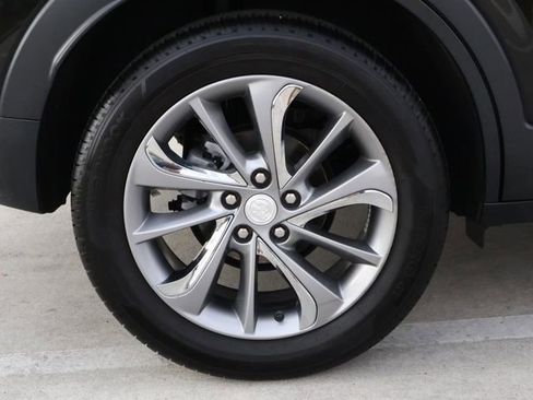 Used 2023 Buick Encore GX Essence w/ Experience Buick Package image 8