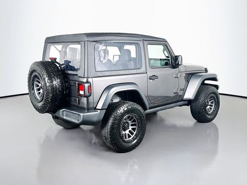 Used 2025 Jeep Wrangler Sport image 7